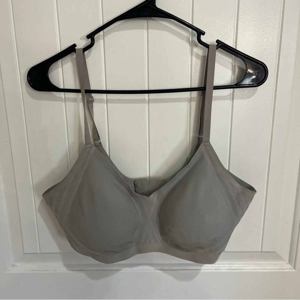 Honeylove Seamless Bra Taupe Size L EUC Lingerie Intimates Wireless Bra